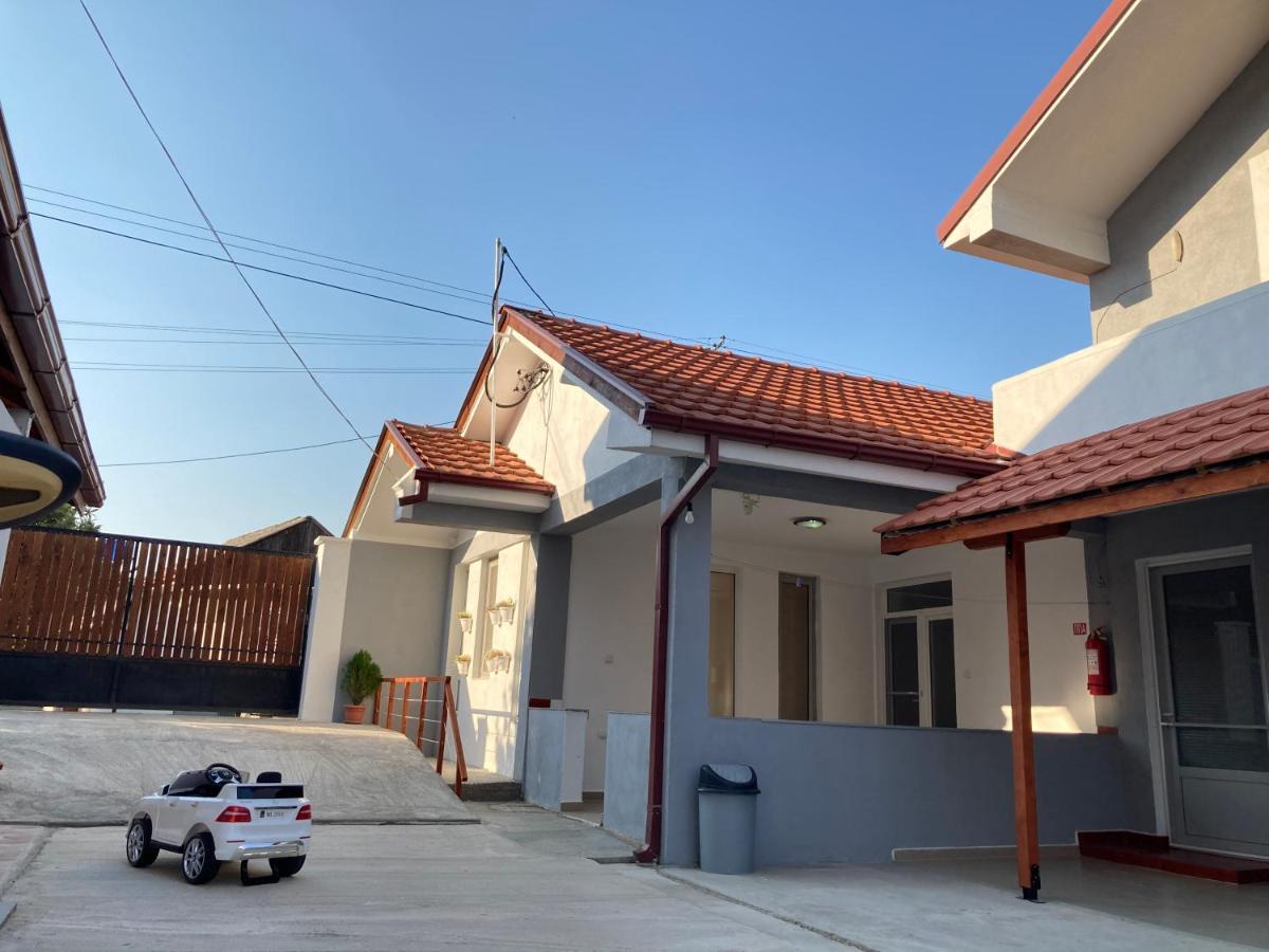 Tiki Apartments Gevgelija Exterior photo