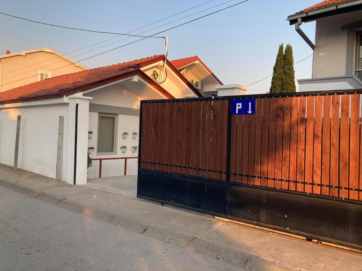 Tiki Apartments Gevgelija Exterior photo