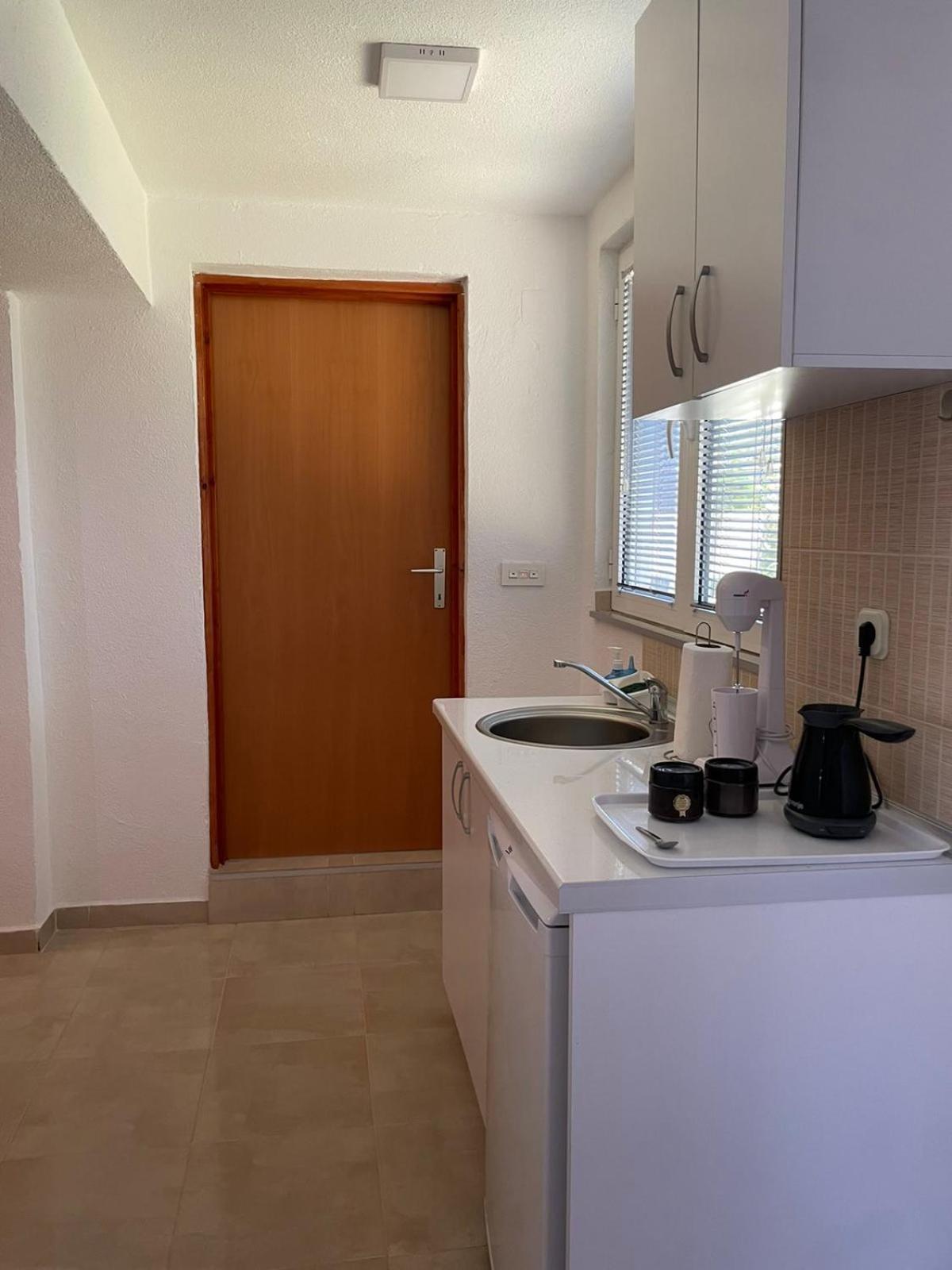 Tiki Apartments Gevgelija Exterior photo