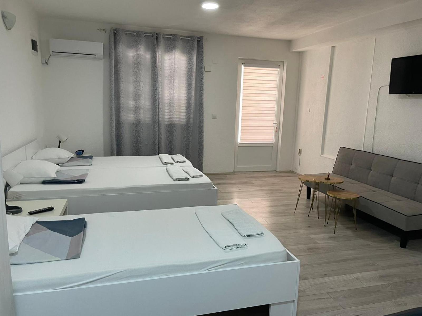 Tiki Apartments Gevgelija Exterior photo