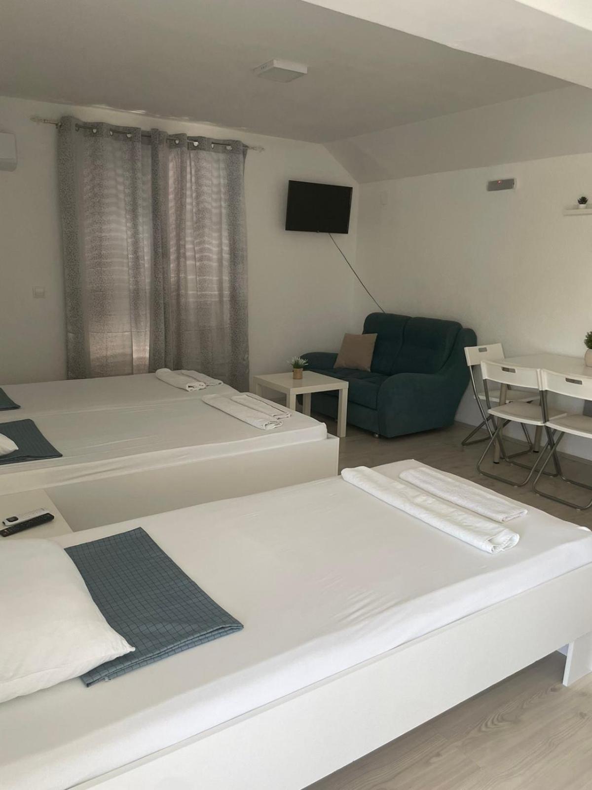 Tiki Apartments Gevgelija Exterior photo